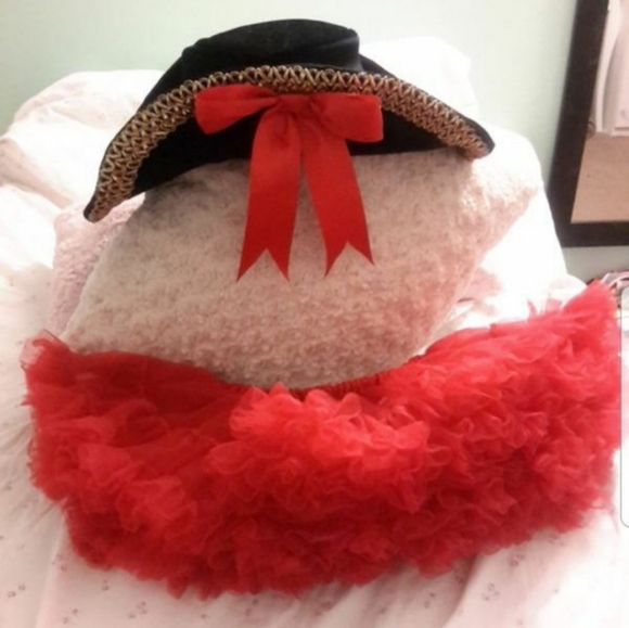 Halloween custom - Picture 2 of 2